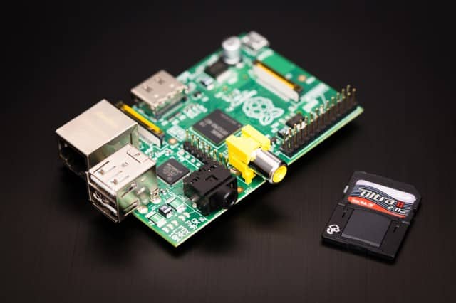 Google funduje brytyjskim szkołom 15 tysięcy Raspberry Pi