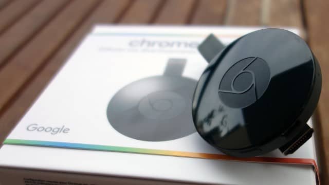 Chromecast 2 + Netflix + dowolne filmy i seriale wprost z komputera