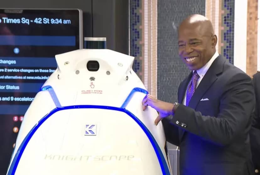 Koniec ze cwaniakowaniem. Policyjny robot będzie dbać o bezpieczeństwo w metrze