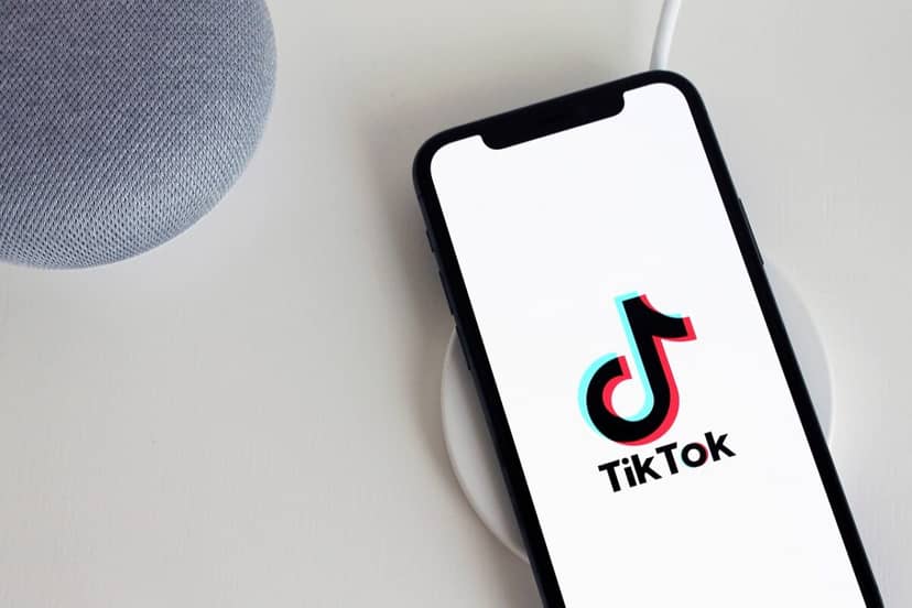 TikTok rzuca wyzwanie komunikatorom. Prywatne wiadomości w aplikacji zyskały nowe funkcje