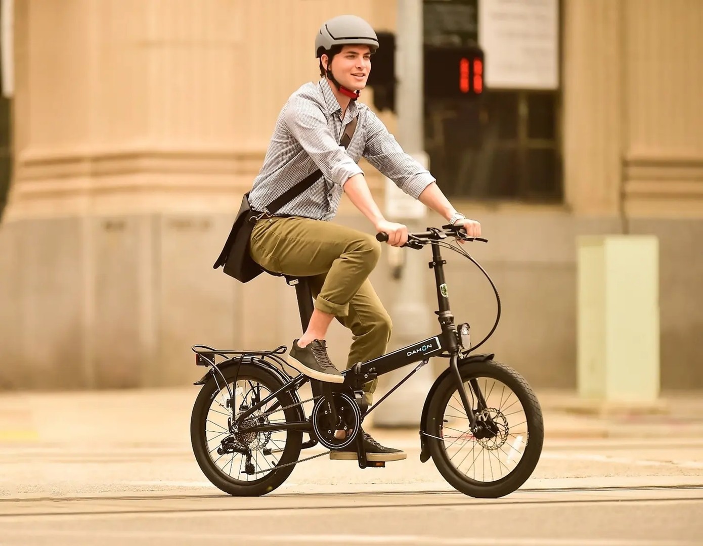 Szukasz ciekawego e-bike? Elektryczny rower Unio E20 może Ci się spodobać