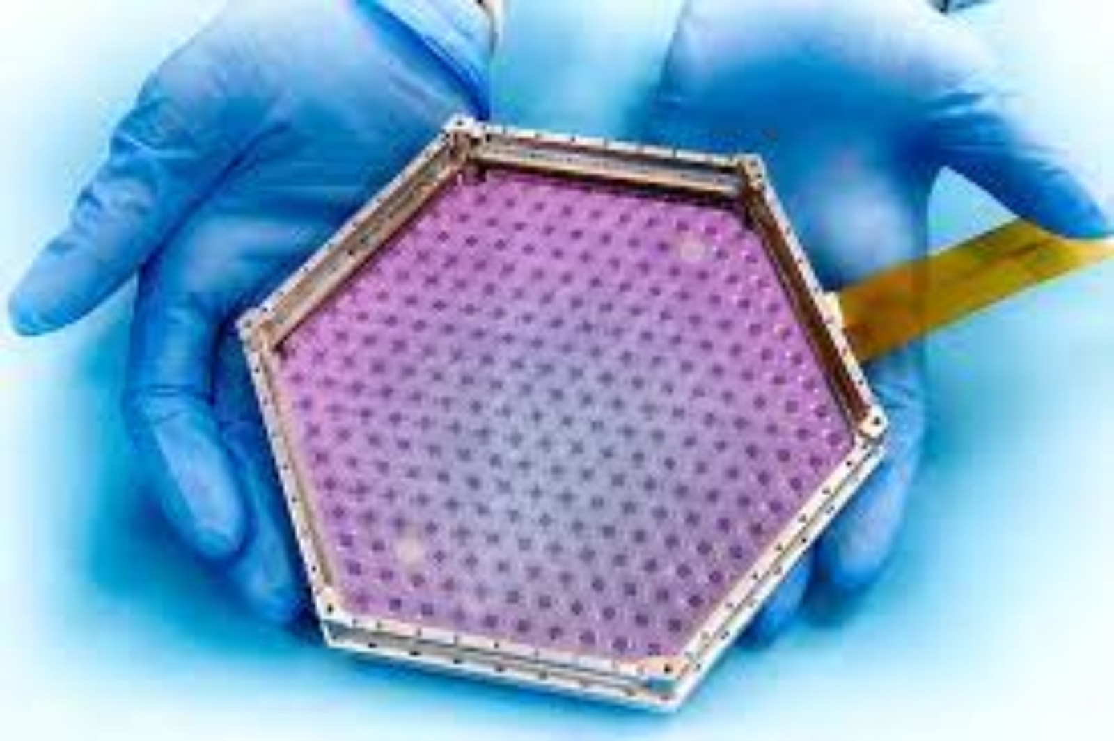 Powstał pięciowarstwowy grafen, który zaskoczył naukowców swoimi właściwościami