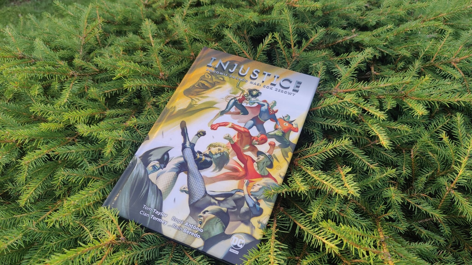 152 stron krwawej masakry, czyli recenzja Injustice. Bogowie pośród nas. Rok zerowy