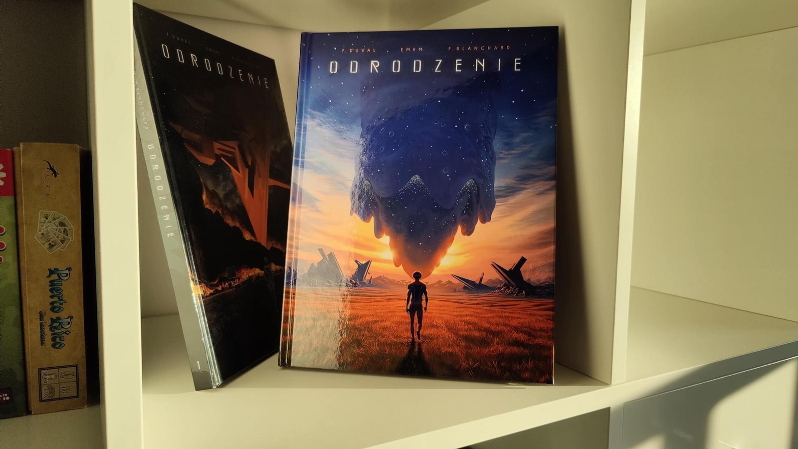 Galaktyczny spisek przeciwko ludzkości, czyli recenzja komiksu Odrodzenie Tom 2